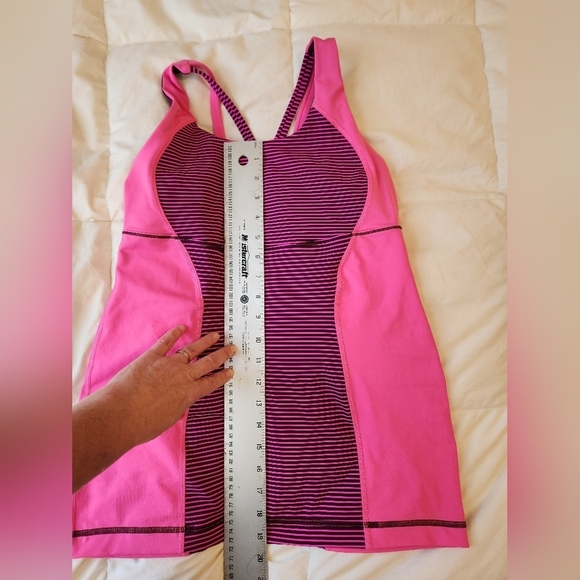 Lululemon Women's Tank - Picture 6 of 8